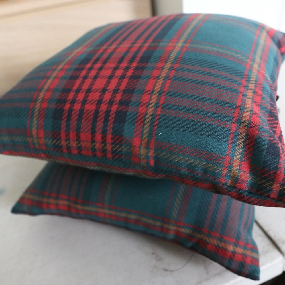 Tartan Plaid Throw Pillow Set - Red and Green